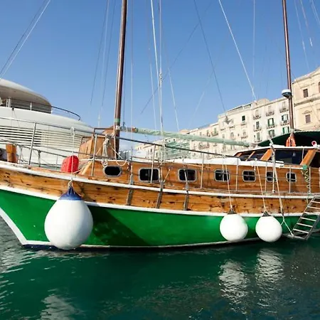 Goktuga Boat&breakfast سيراكوزا